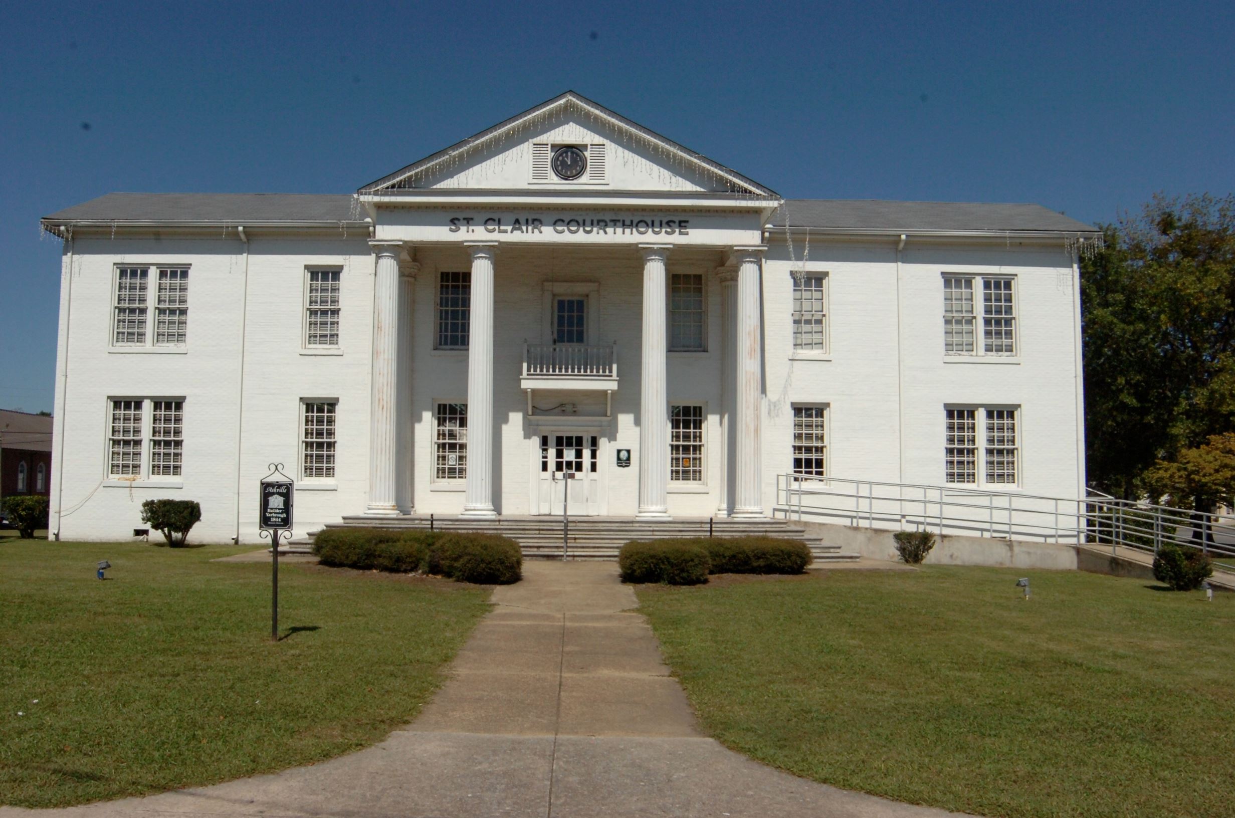 Ashville Courthouse South Entrance